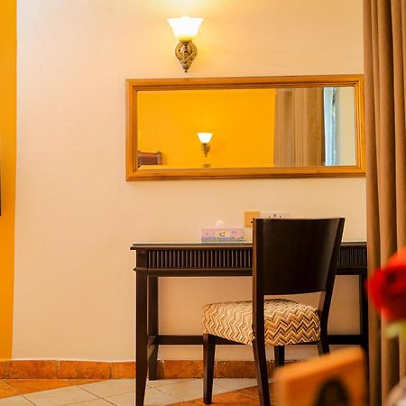 Colosseum Boutique Hotel & Spa Dar es Salaam Luaran gambar