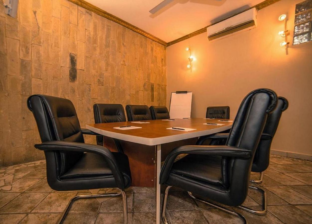 Colosseum Boutique Hotel & Spa Dar es Salaam Luaran gambar