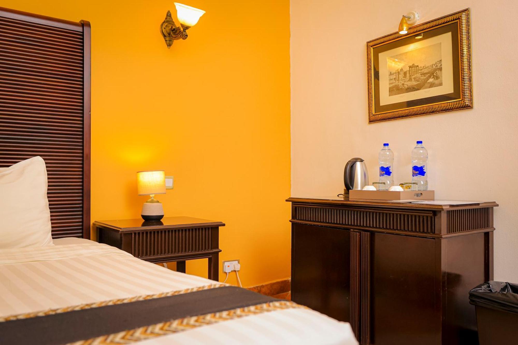 Colosseum Boutique Hotel & Spa Dar es Salaam Bilik gambar